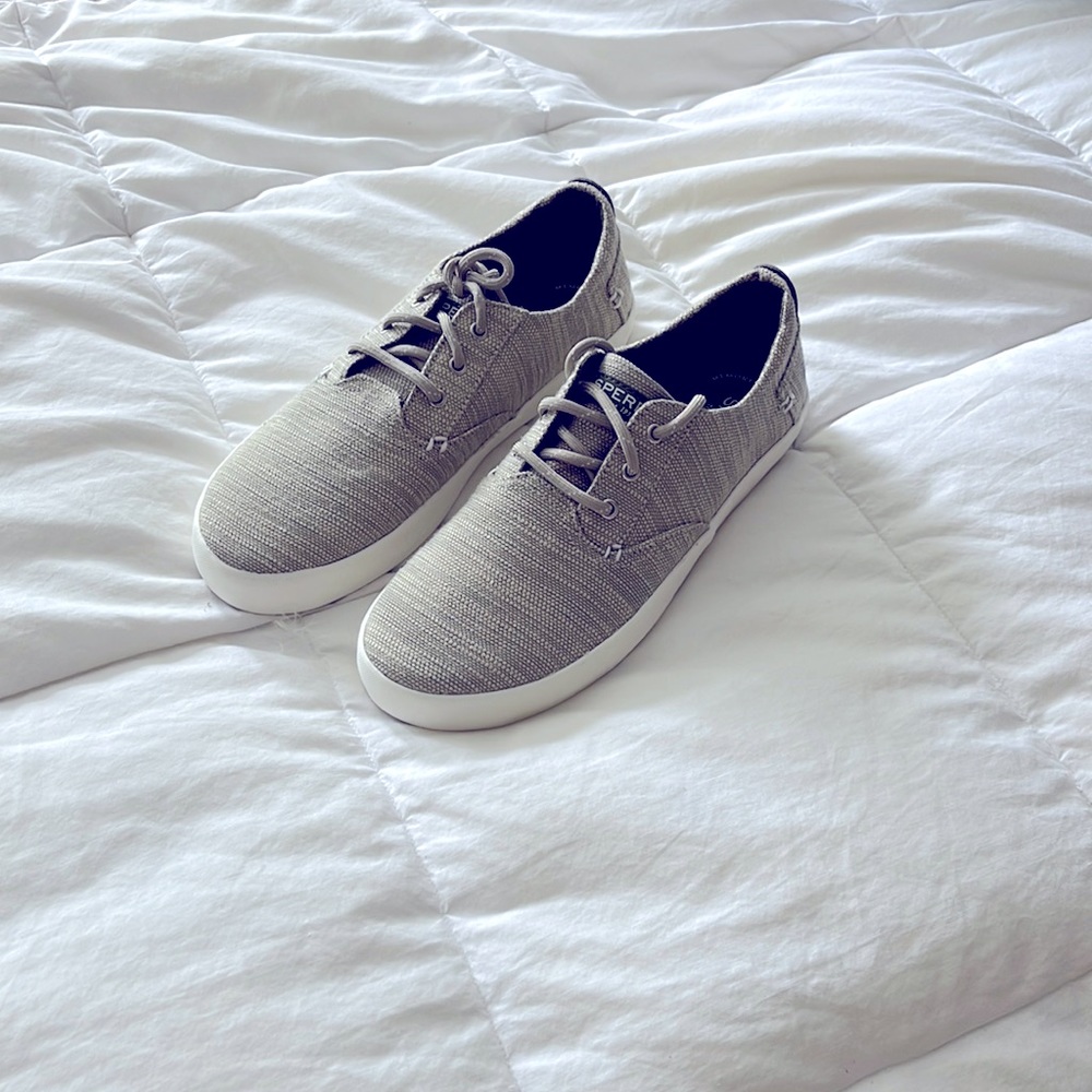New Sperry Boys Shoes